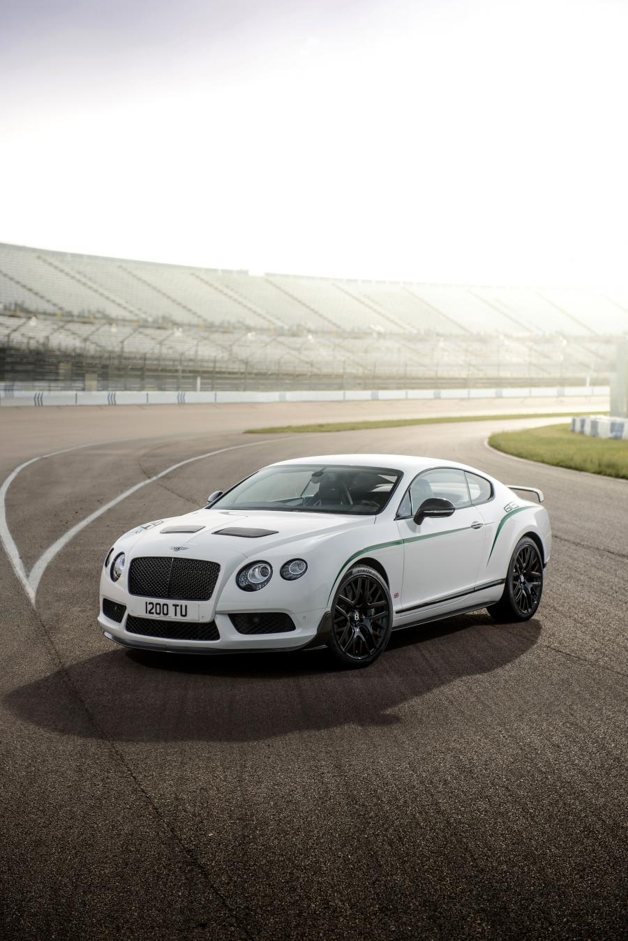  Bentley Continental GT3-R 2015 года  (фото 7 из 23)